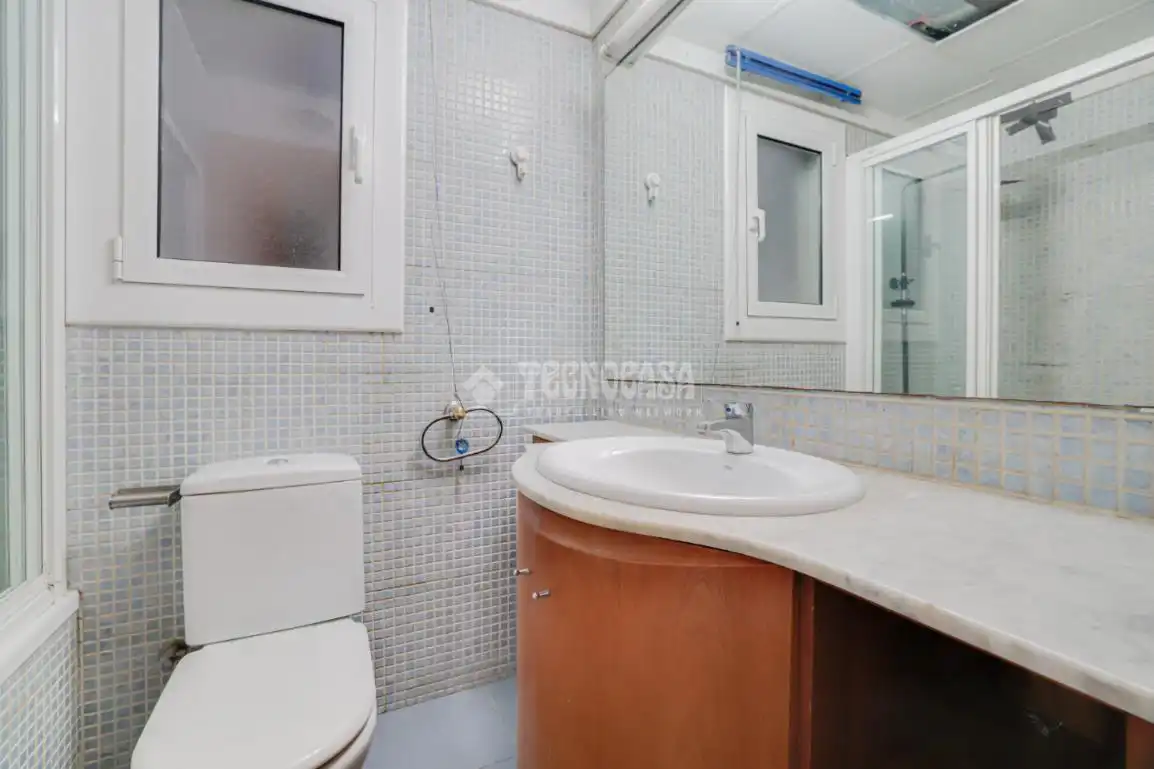 Baño de Piso en venta en Barcelona con Aire acondicionado, Parquet y Balcón