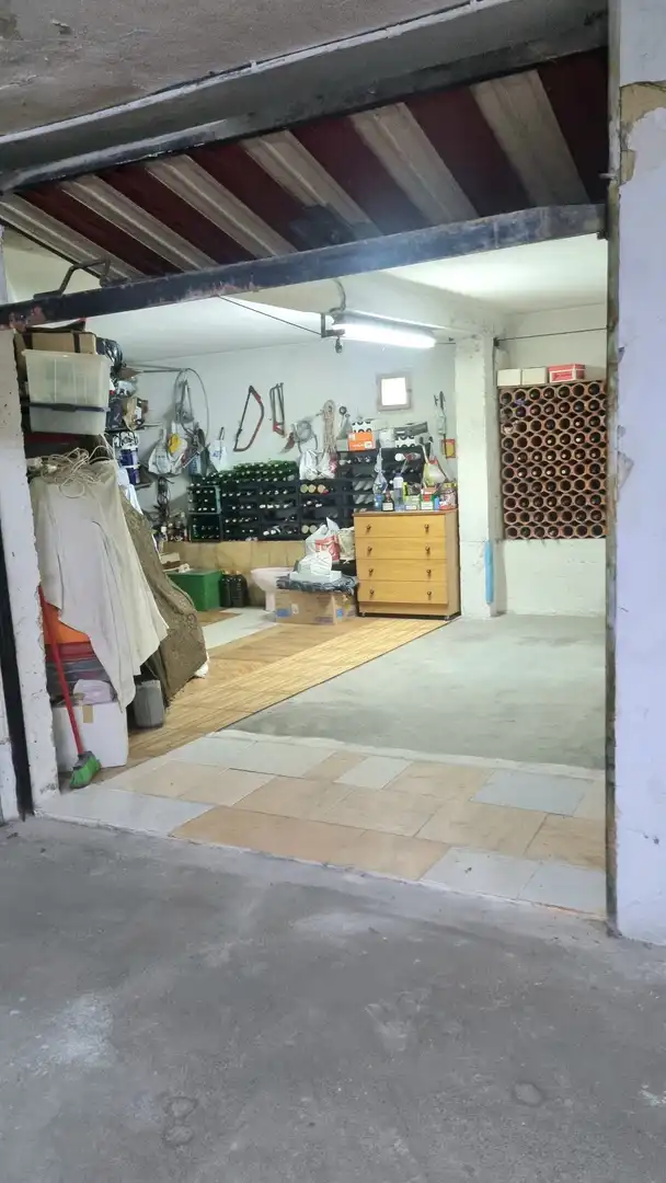 Garage for sale in Carreño