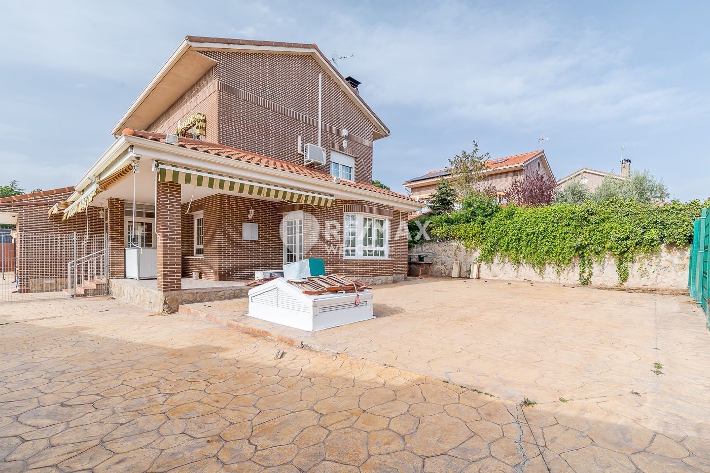 Exterior view of House or chalet for sale in Guadarrama  with Air Conditioner, Heating and Terrace