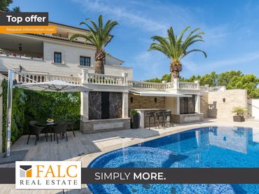 Casa rústica con piscina en venta en Peguera