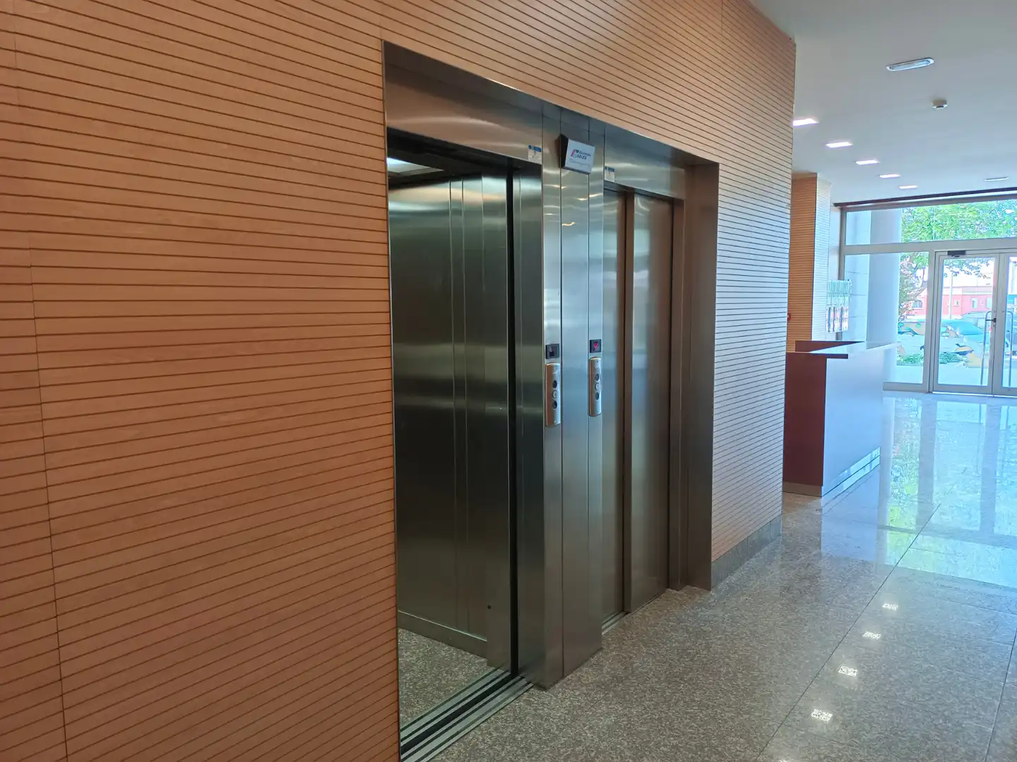 Büro zur Miete in Lleida mit Klimaanlage und Heizung