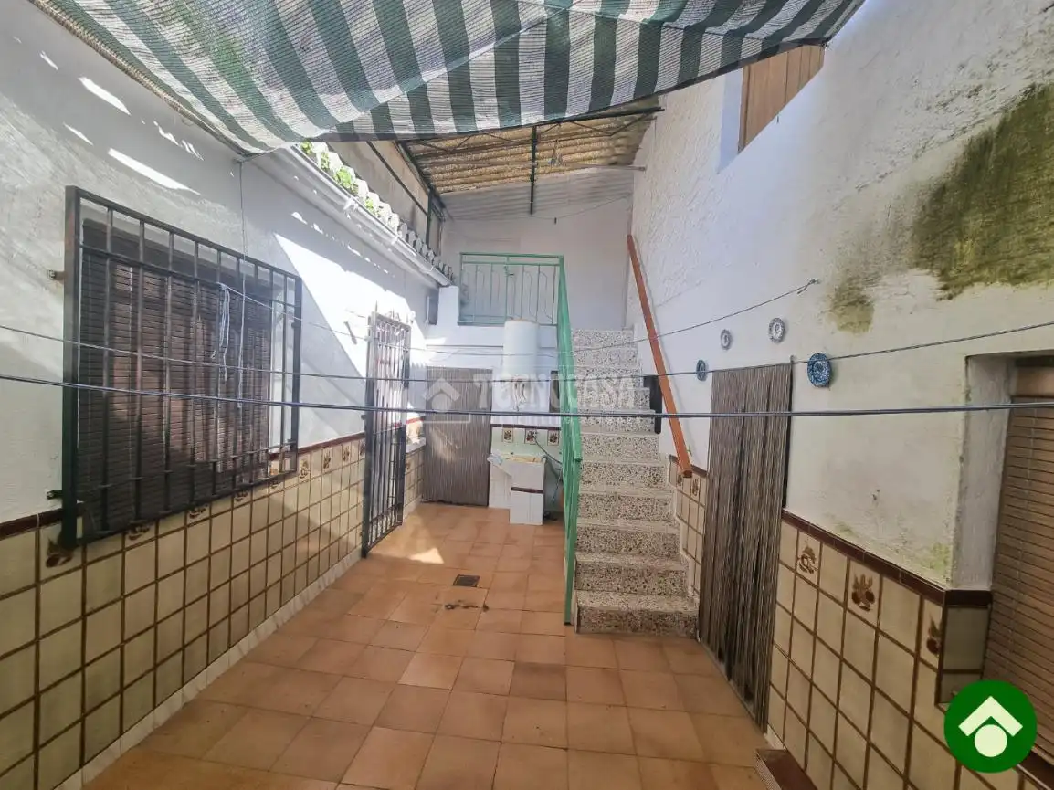 Casa adosada en venta en Santa Fe con Trastero
