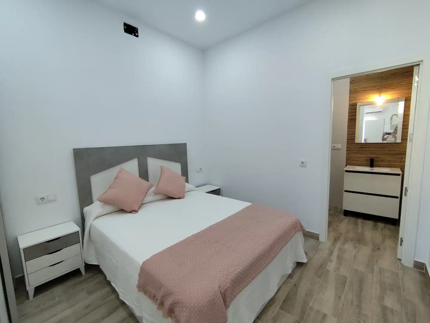 Habitación de Loft de alquiler en Sanlúcar de Barrameda con Aire acondicionado, Calefacción y Amueblado