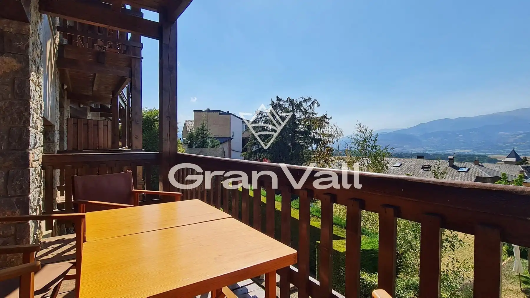 Terrassa de Apartament en venda en Alp amb Calefacció, Jardí privat i Parquet