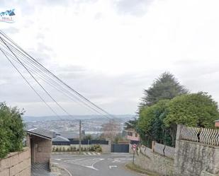 Vista exterior de Casa o xalet en venda en A Coruña Capital  amb Jardí privat i Piscina comunitària