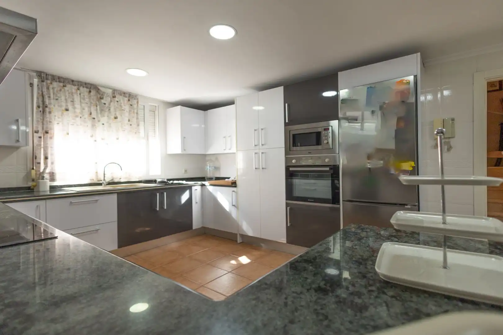 Cocina de Casa o chalet en venta en Melilla con Aire acondicionado, Calefacción y Jardín privado
