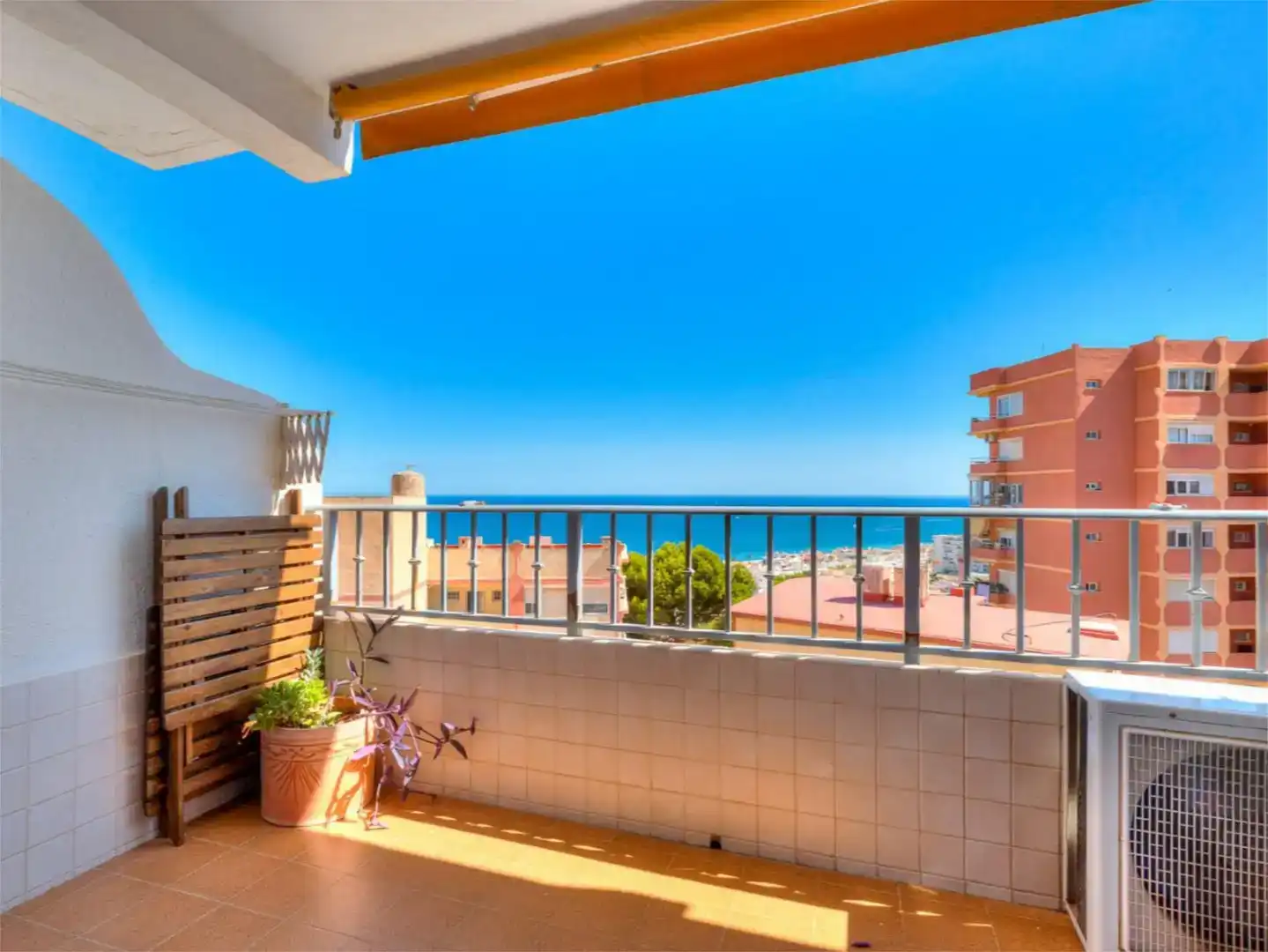 Terrassa de Pis en venda en Torremolinos amb Aire condicionat, Piscina i Balcó