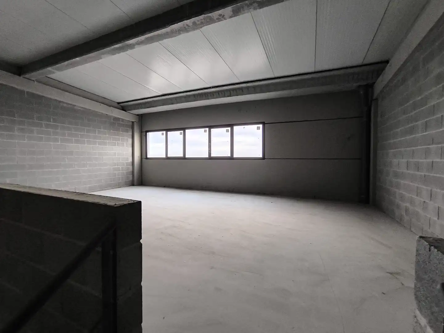Industrial buildings for rent in Zaragoza  with Alarm