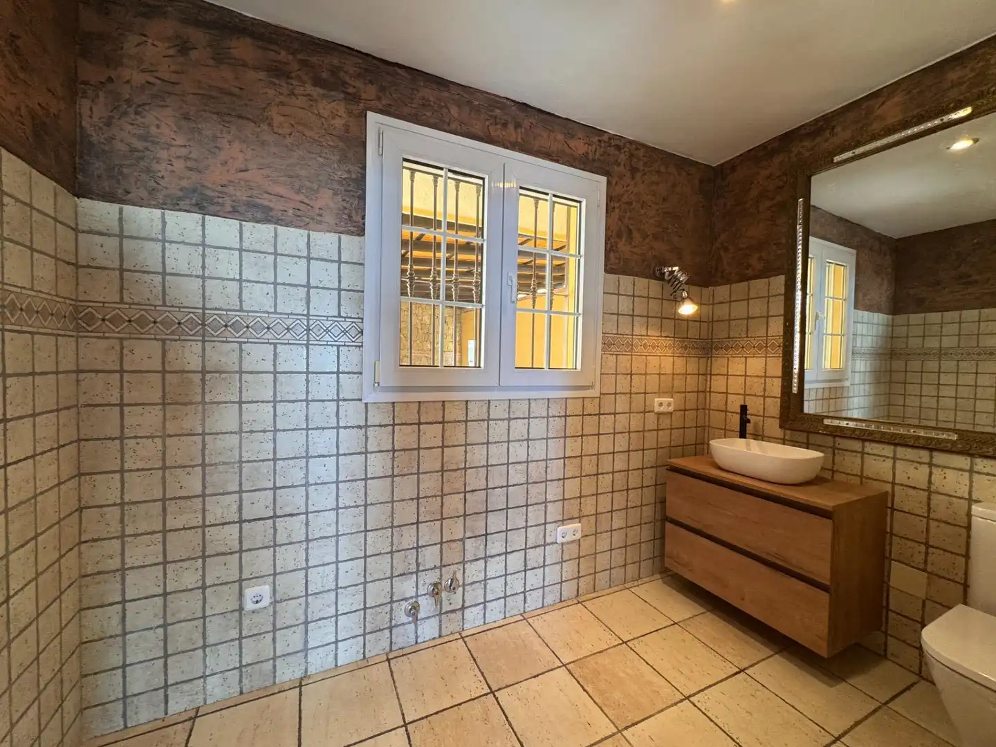 Bathroom of Houses for sale in Benalmádena  with Air Conditioner, Heating and Private garden
