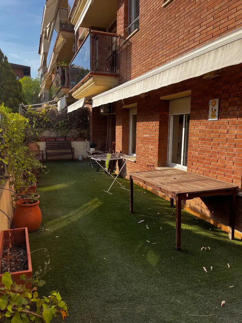 Terrassa de Planta baixa en venda en Sant Cugat del Vallès amb Aire condicionat, Calefacció i Jardí privat