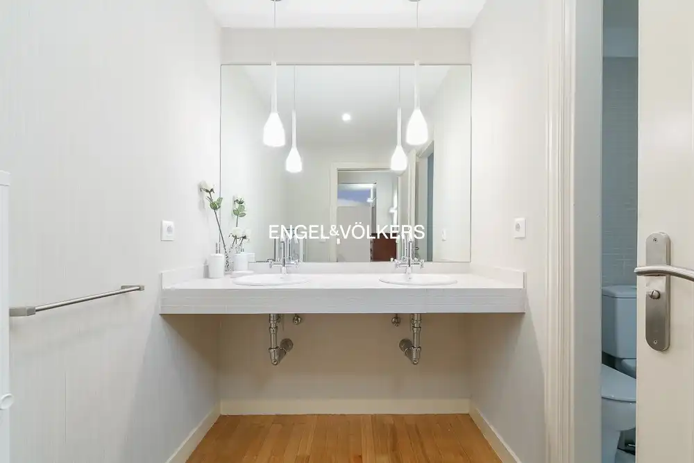 Piso en venta en O Castro