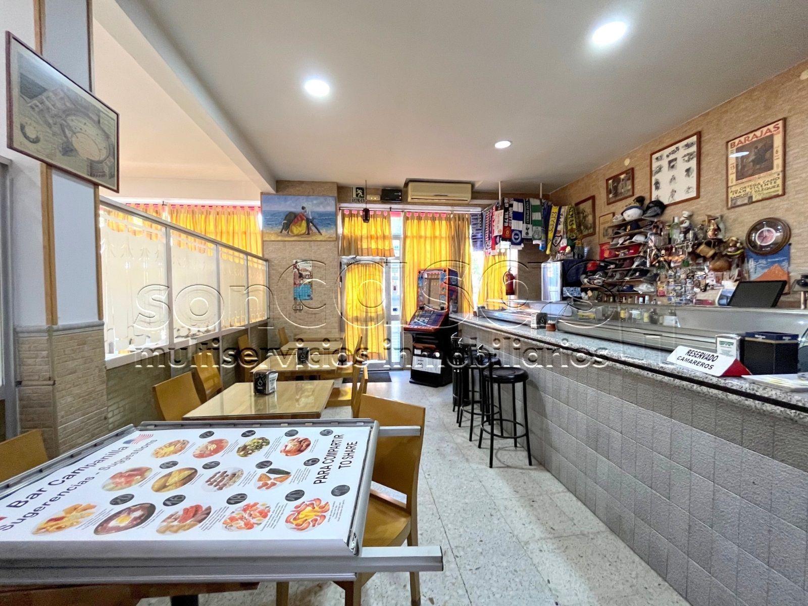 Premises for sale in  Madrid Capital  with Air Conditioner, Terrace and Furnished