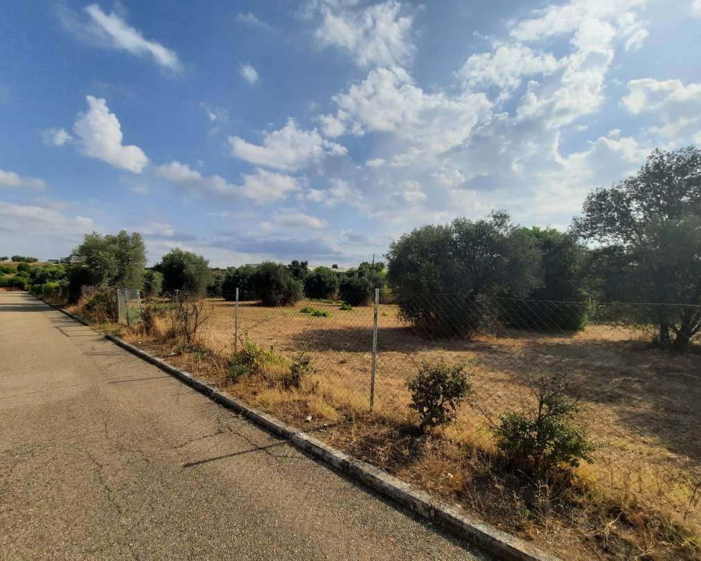 Residential for sale in Escalona