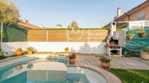 Foto 4 de Casa adosada en venda a Colombia, Las Américas, Parla