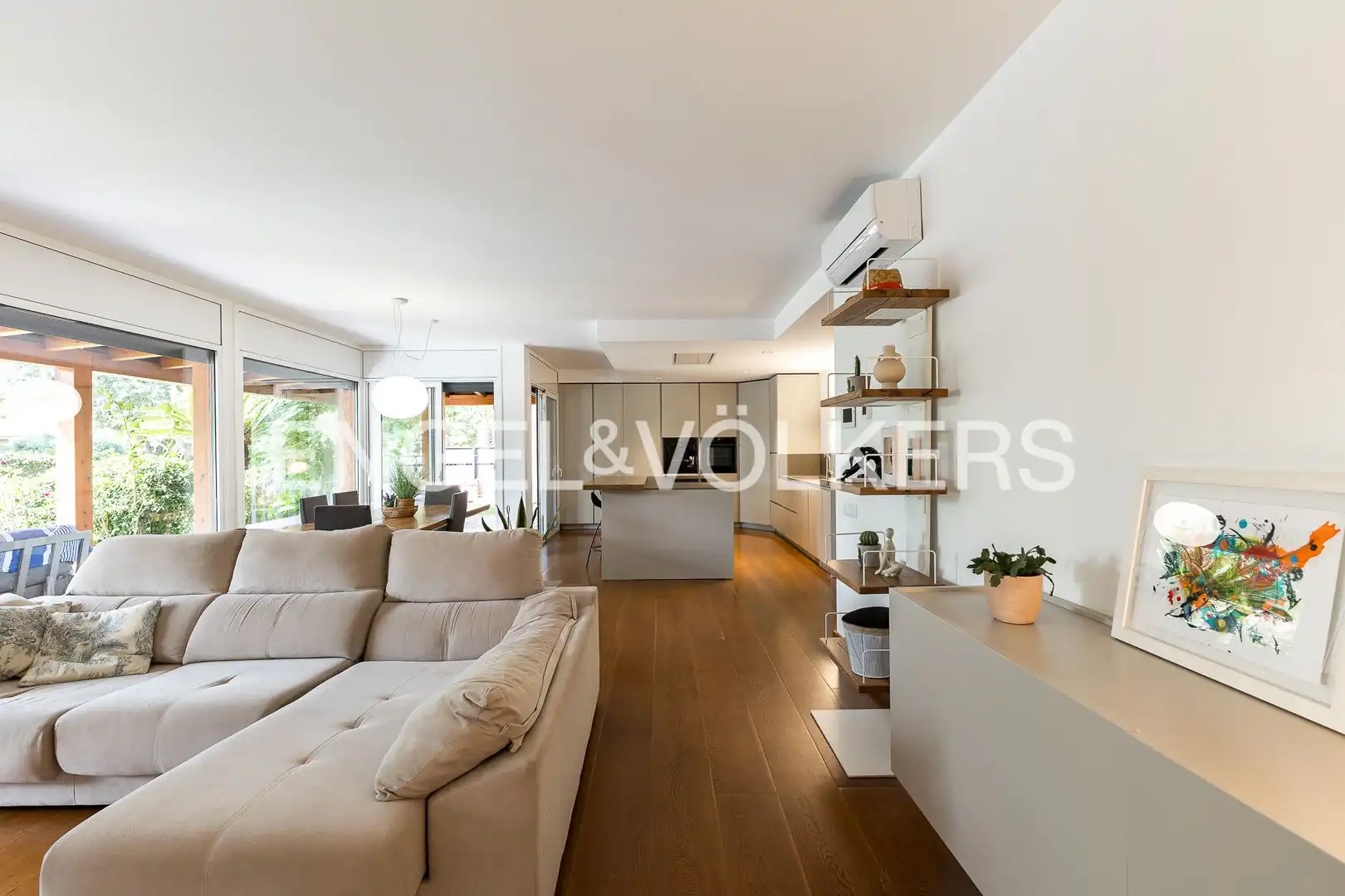 Exterior view of Country homes for sale in Vilanova i la Geltrú  with Air Conditioner, Heating and Private garden
