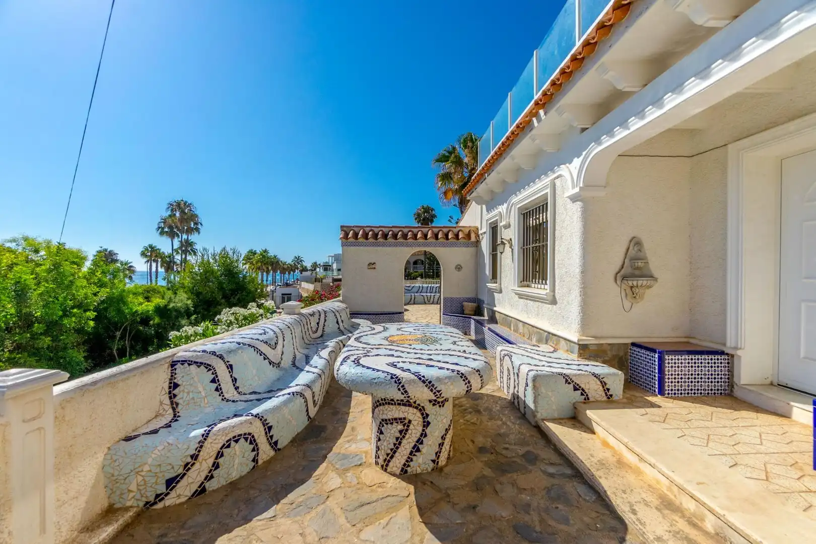 Terrassa de Casa o xalet en venda en Orihuela amb Aire condicionat, Jardí privat i Terrassa