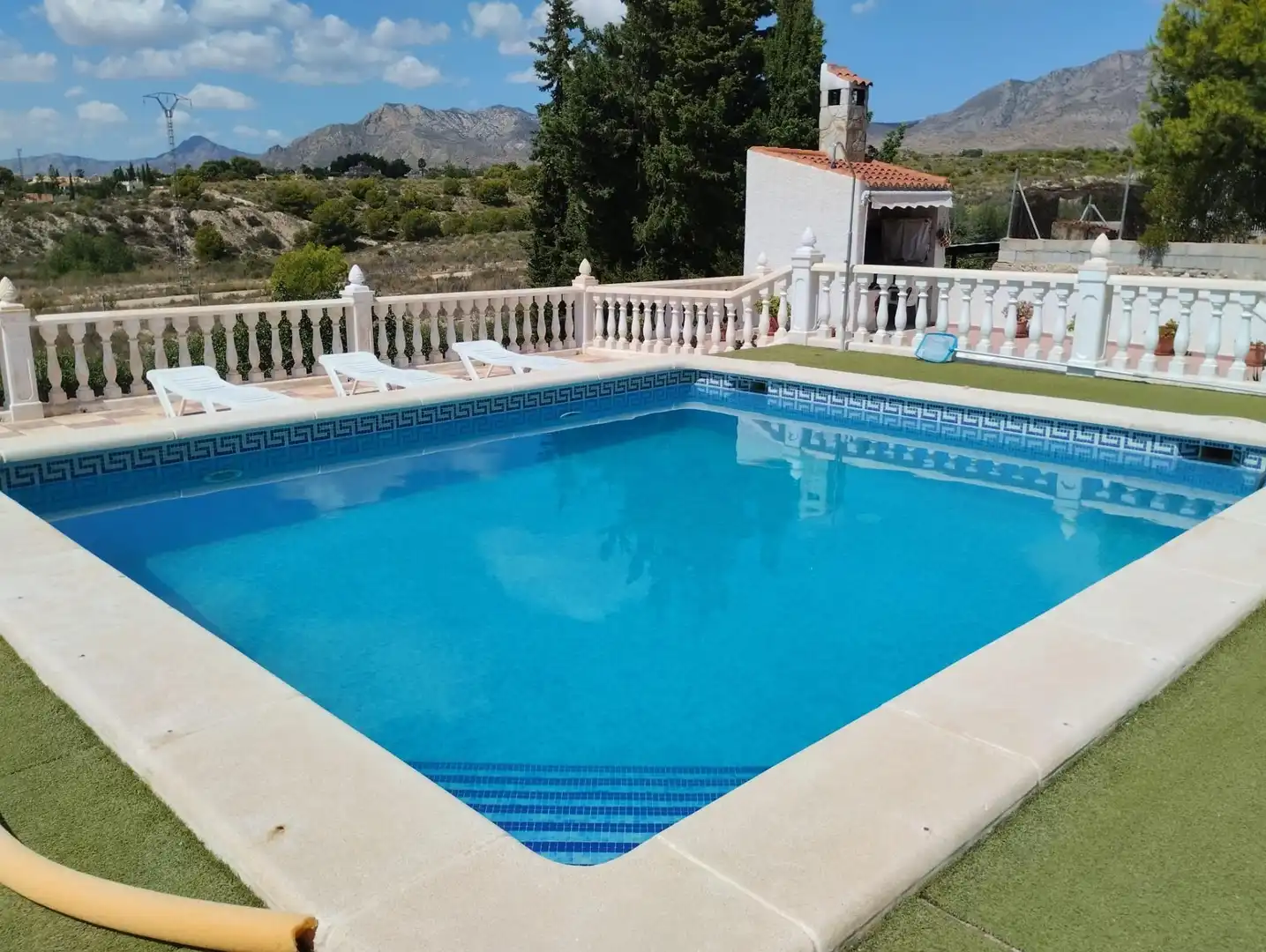 Villa avec piscine à vendre à Albatera