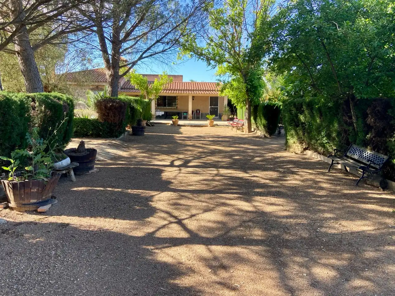 Vista exterior de Casa o chalet en venta en Fernán Caballero con Aire acondicionado, Jardín privado y Trastero