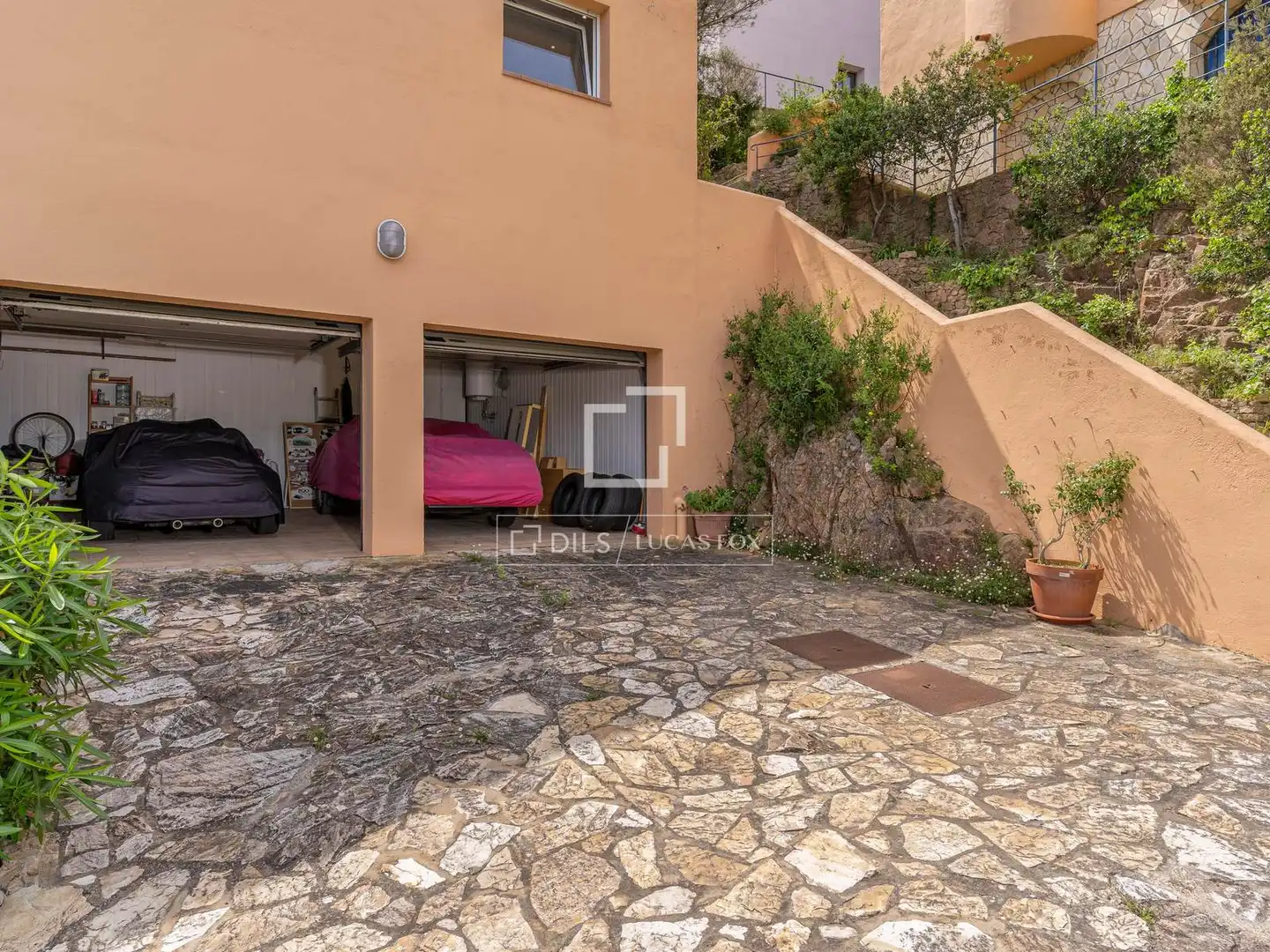 Vista exterior de Casa o xalet en venda en Begur amb Calefacció, Jardí privat i Piscina