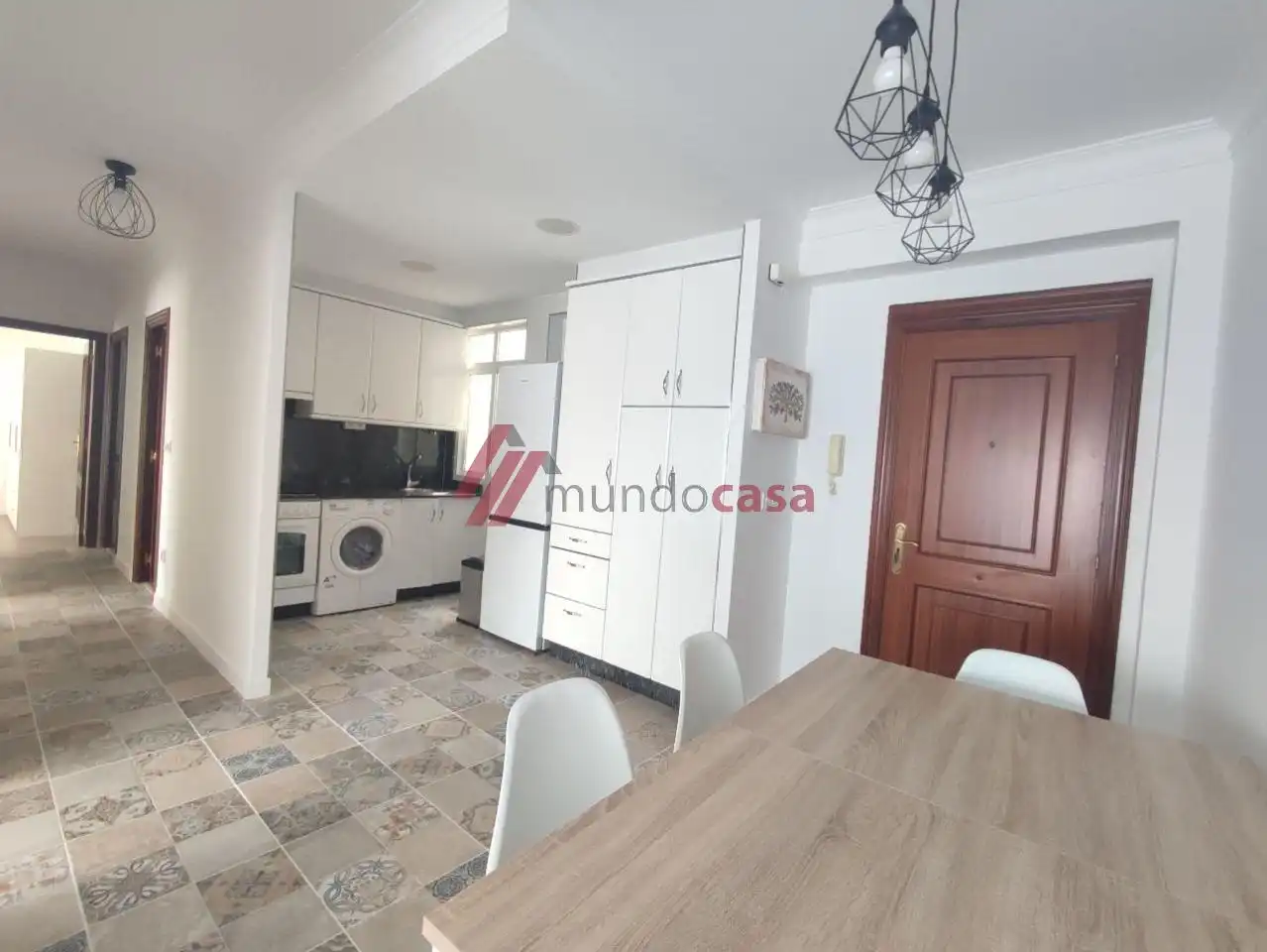 Flat for rent in Avda. de Vigo, Centro