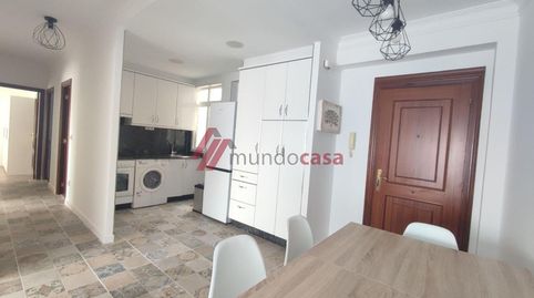 Foto 5 de Piso de alquiler en Avda. de Vigo, Centro, Ferrol