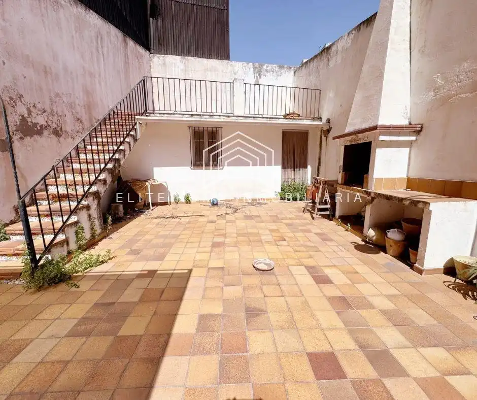 Exterior view of Houses for rent in Benicasim / Benicàssim  with Storage room and Balcony