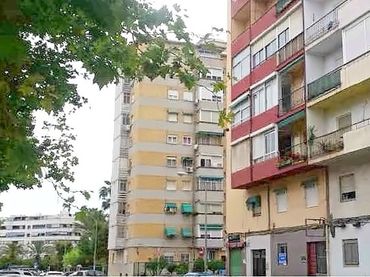 Flat for sale in C/ Enrique Madrid