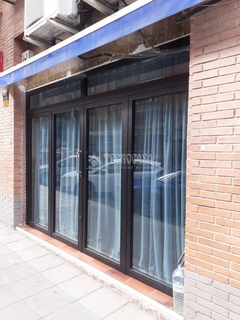 Local en venda en San Fernando de Henares amb Aire condicionat i Terrassa