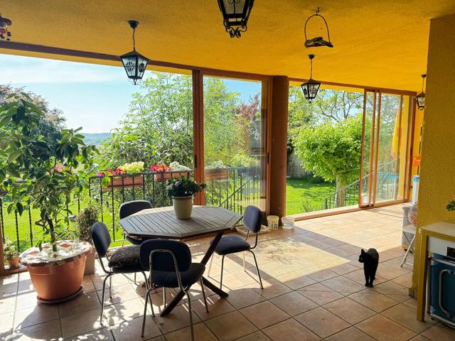 Casa-chalet en Venta en Calle Nueva en Villaturiel