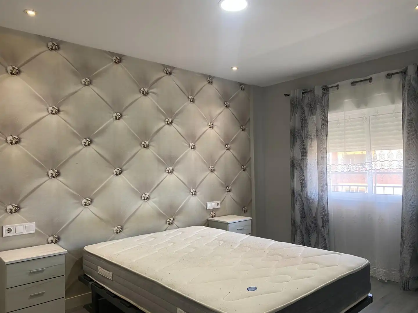 Habitación de Piso de alquiler en Alginet con Aire acondicionado, Amueblado y Balcón