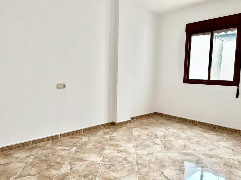 Flat for sale in N/A, Alhama de Granada