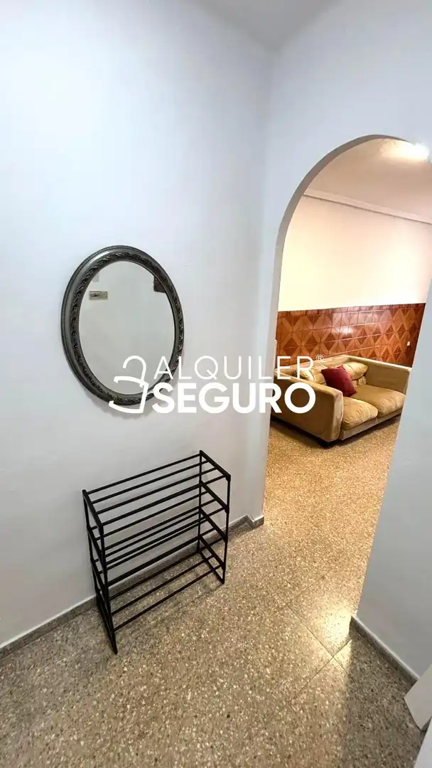 Piso de alquiler en Chelva con Terraza y Amueblado