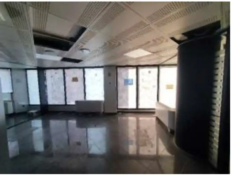 Local comercial en alquiler en Carrer de Mossèn Camil Rosell, imagen 7