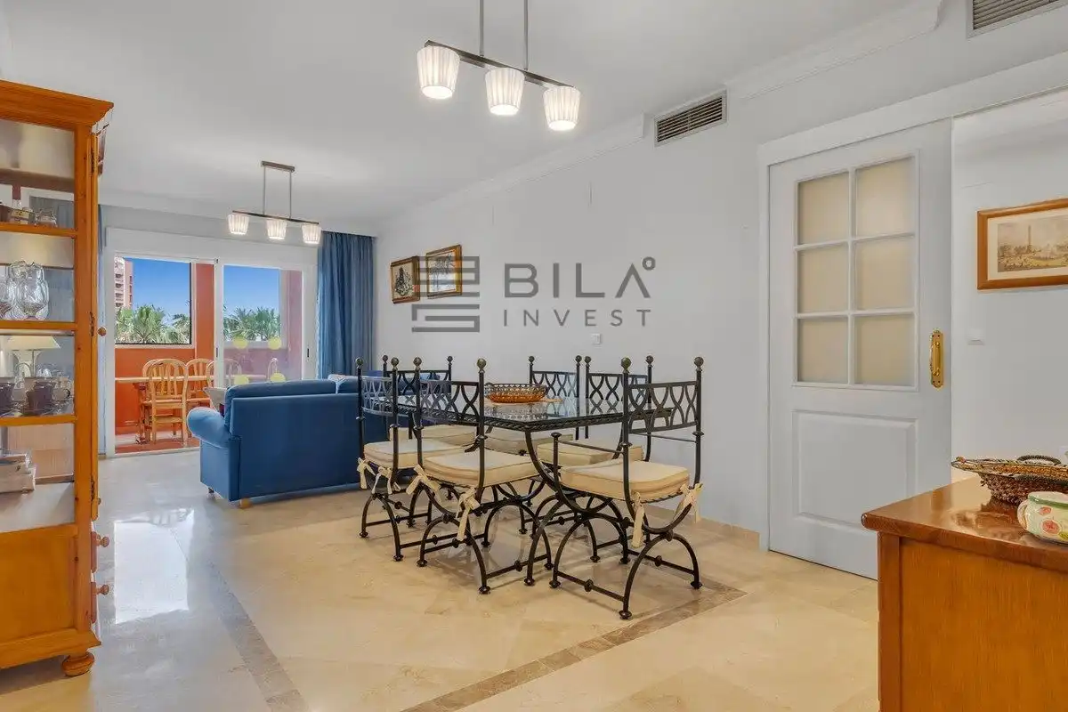 Flat with pool for sale in Marina de Torrequebrada, imagen 4