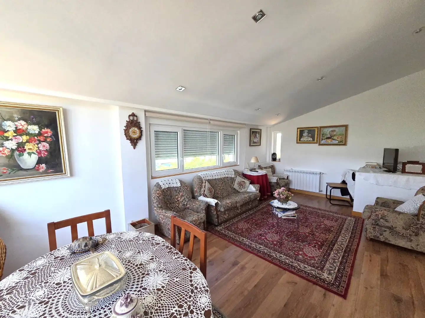 Living room of Houses for sale in Carcedo de Burgos  with Heating, Private garden and Terrace