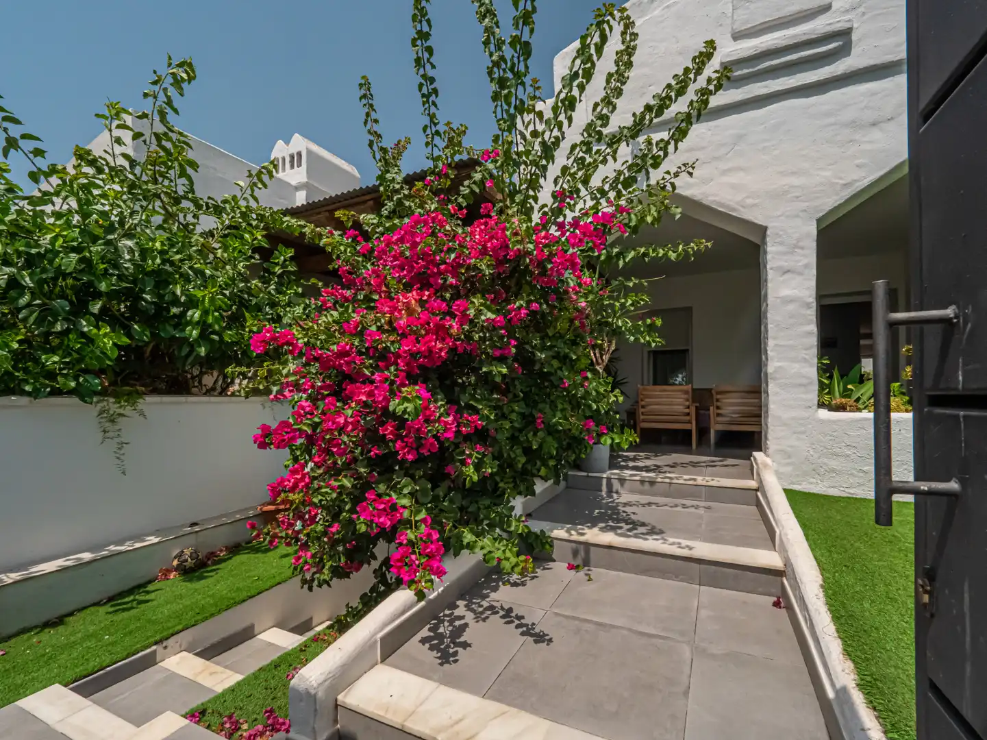 Terrace of Houses for sale in Elviria - Cabopino
