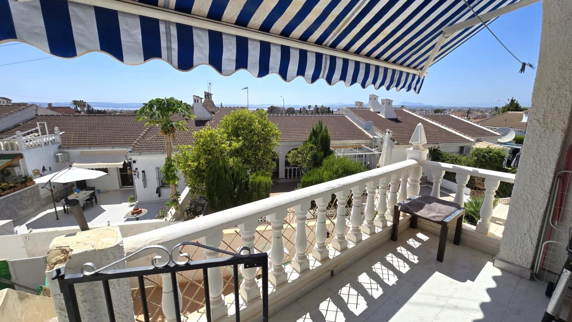 Terrassa de Apartament en venda en Torrevieja amb Aire condicionat, Terrassa i Moblat