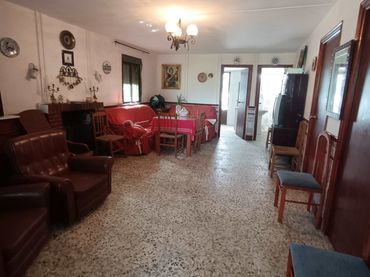 Chalet con jardín en venta en Don Benito