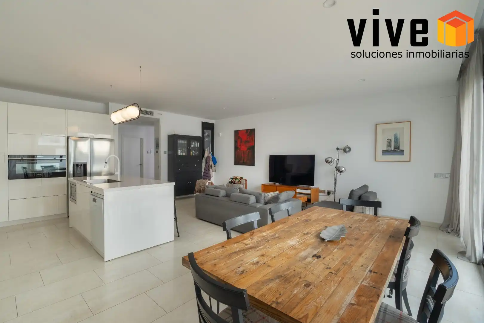 Sala d'estar de Casa adosada en venda en Mairena del Aljarafe amb Aire condicionat, Calefacció i Jardí privat