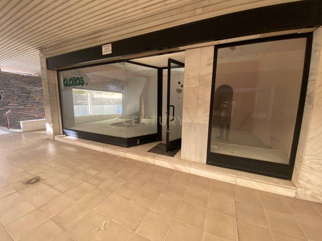 Local comercial en Venta en Andres Segovia , 7 en La Cañadilla