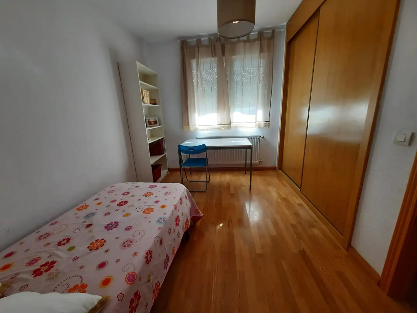 Schlafzimmer von Einfamilien-Reihenhaus zum Verkauf in Cubas de la Sagra mit Klimaanlage, Heizung und Privatgarten