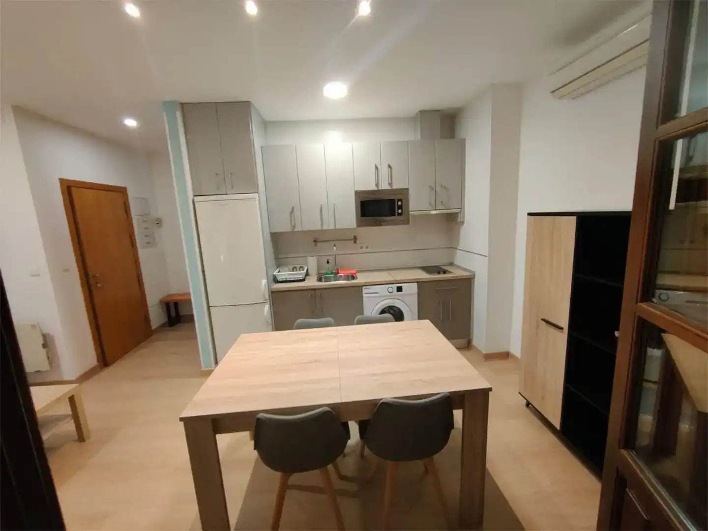 Cuina de Apartament en venda en  Granada Capital amb Aire condicionat i Balcó