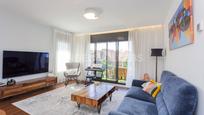 Living room of Apartment for sale in Sant Cugat del Vallès  with Air Conditioner, Terrace and Swimming Pool