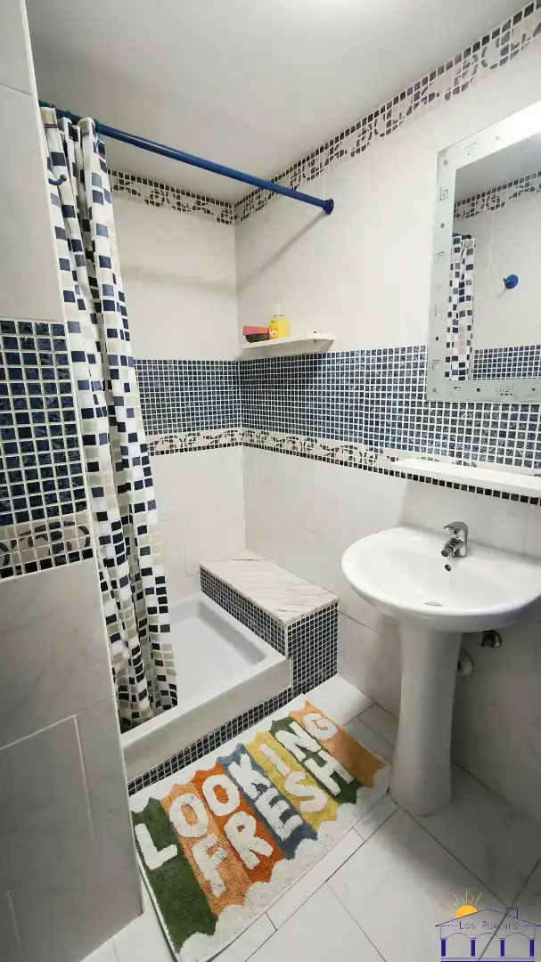 Baño de Apartamento en venta en Benalmádena con Aire acondicionado, Calefacción y Terraza