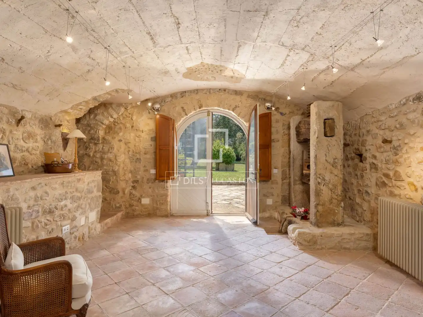 Maison rustique avec piscine à vendre à Cabanelles, imagen 9