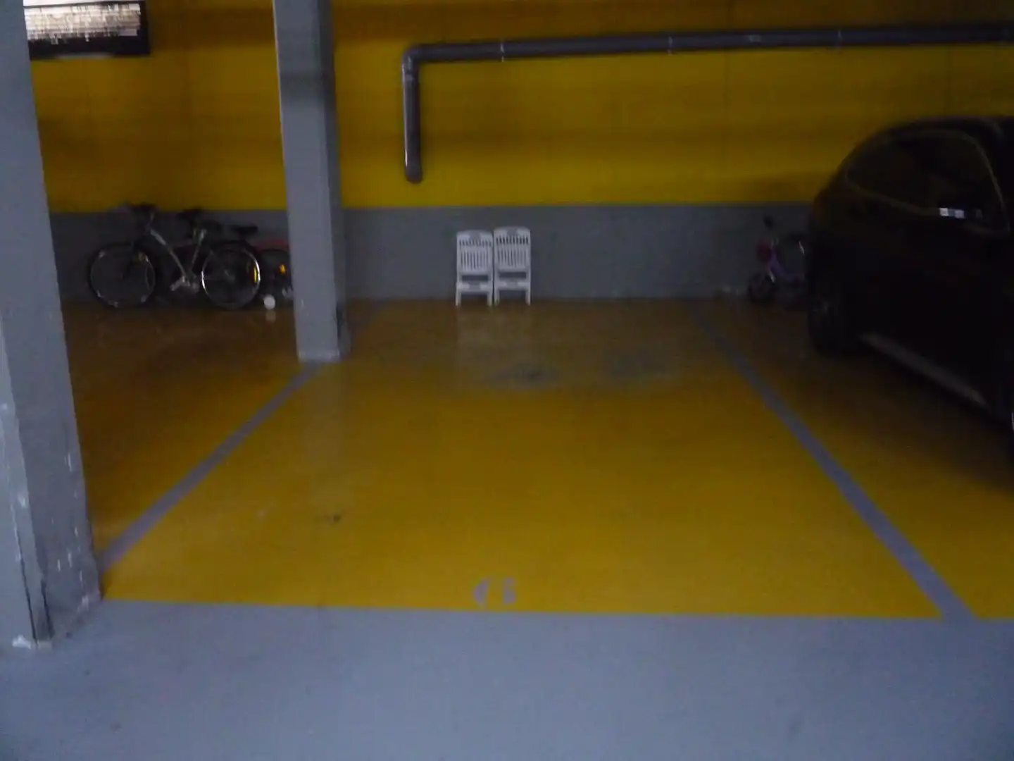 Parking de Piso en venta en Sitges con Aire acondicionado, Terraza y Piscina comunitaria