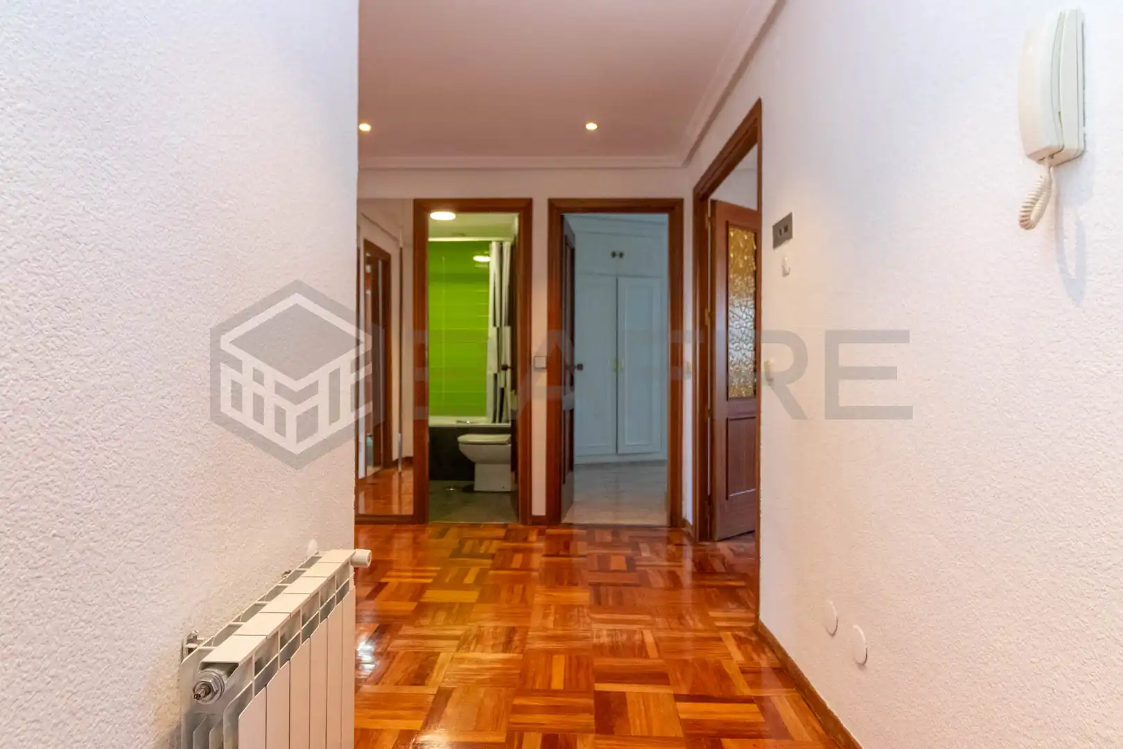 Flat for sale in Madrid  with Air Conditioner, Heating and Parquet flooring