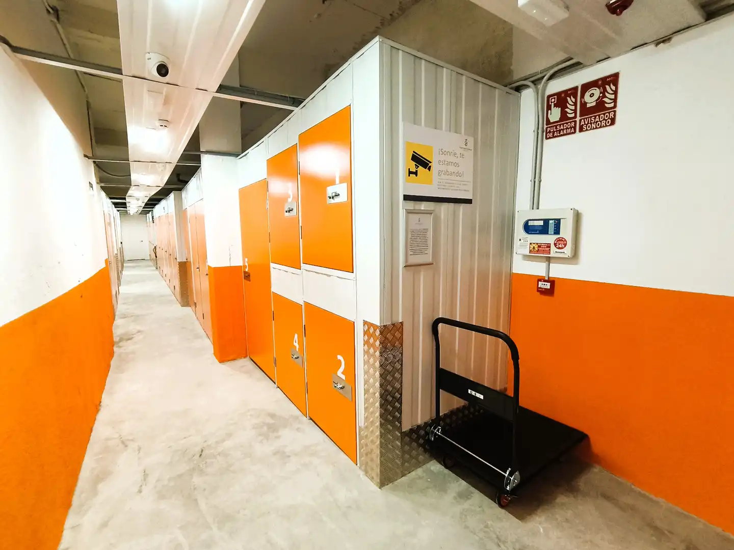 Parkplatz von Lagerraum zur Miete in Alcorcón mit Alarm