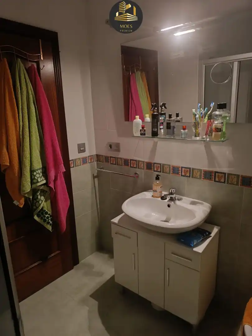 Bathroom of Flat for sale in Canena  with Air Conditioner and Heating