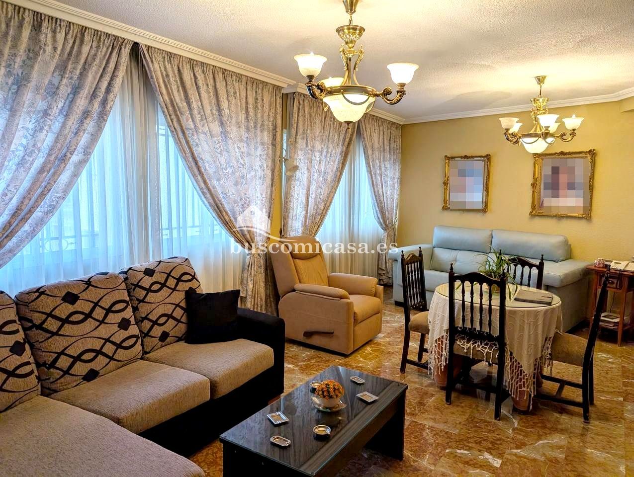Sala d'estar de Casa adosada en venda en  Jaén Capital amb Aire condicionat, Calefacció i Terrassa